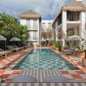 Panamera Hotel Tulum Pueblo